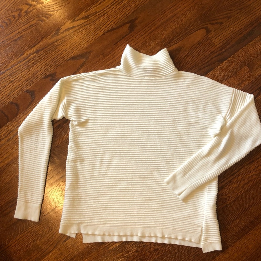 Mus & Bombon Ivory Mockneck Ribbed Sweater - Size Small